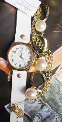 Relógio branco com Pulseira de Elos